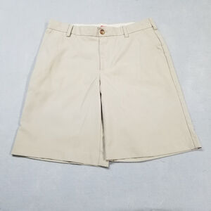 Izod Shorts Mens Size 32 Brown Beige Performance Polyester Golf 10" Inseam
